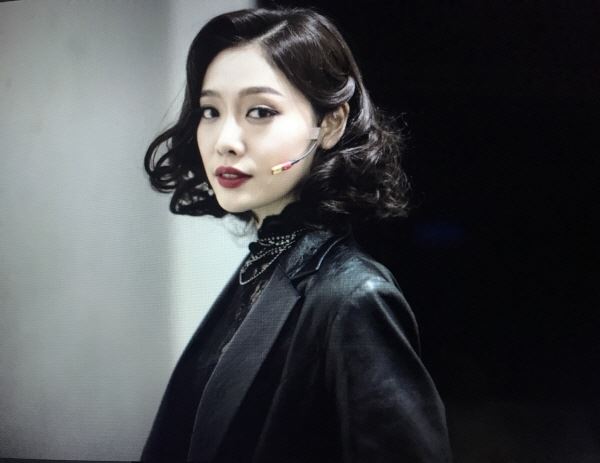 배우 김히어라