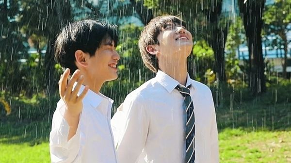 형섭, 의웅(사진=너에게 물들어 MV 스틸컷)