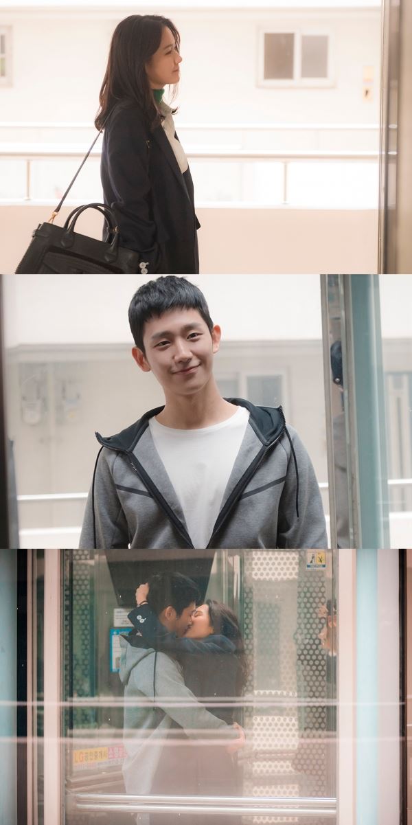 손예진과 정해인이 엘리베이터에서 격정적 키스를 나눈다.(사진=JTBC '밥 잘 사주는 예쁜 누나')