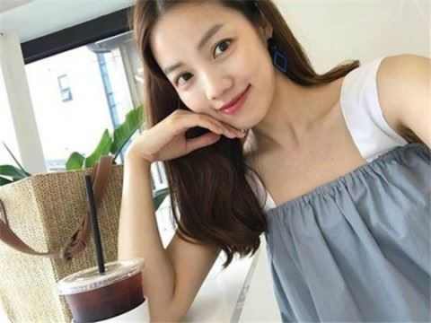 배우 김기방이 아내 팔불출 면모를 보였다. (사진=김희경 SNS)