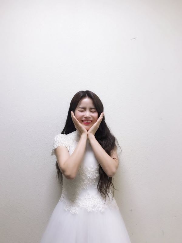 (사진=마마무 SNS)