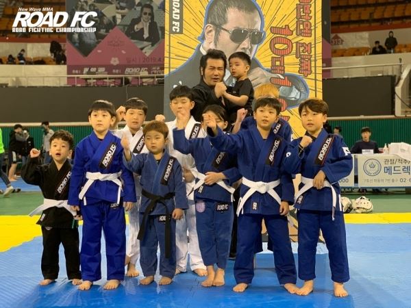 (사진=ROAD FC 제공)