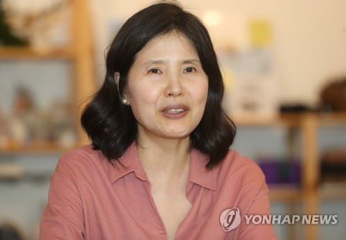 최영미 시인사진제공=연합뉴스